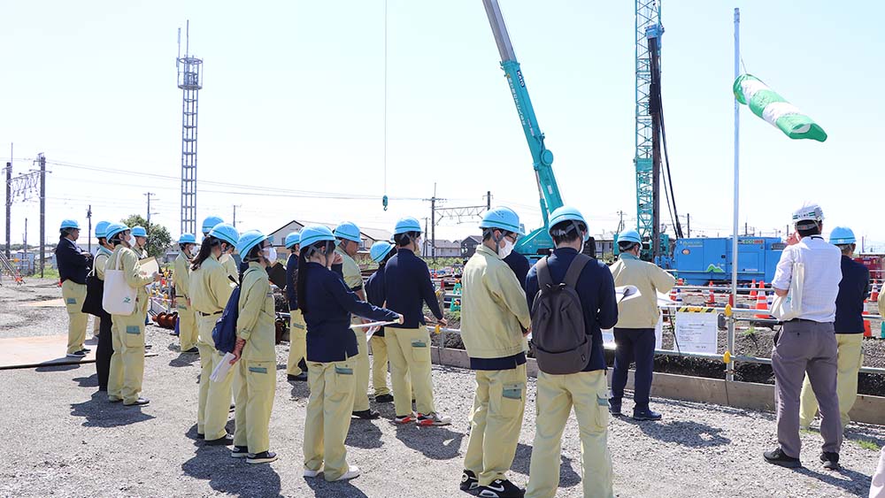 沼津駅付近鉄道高架事業に伴う新車両基地及び新貨物ターミナル交差道路整備工事現場見学